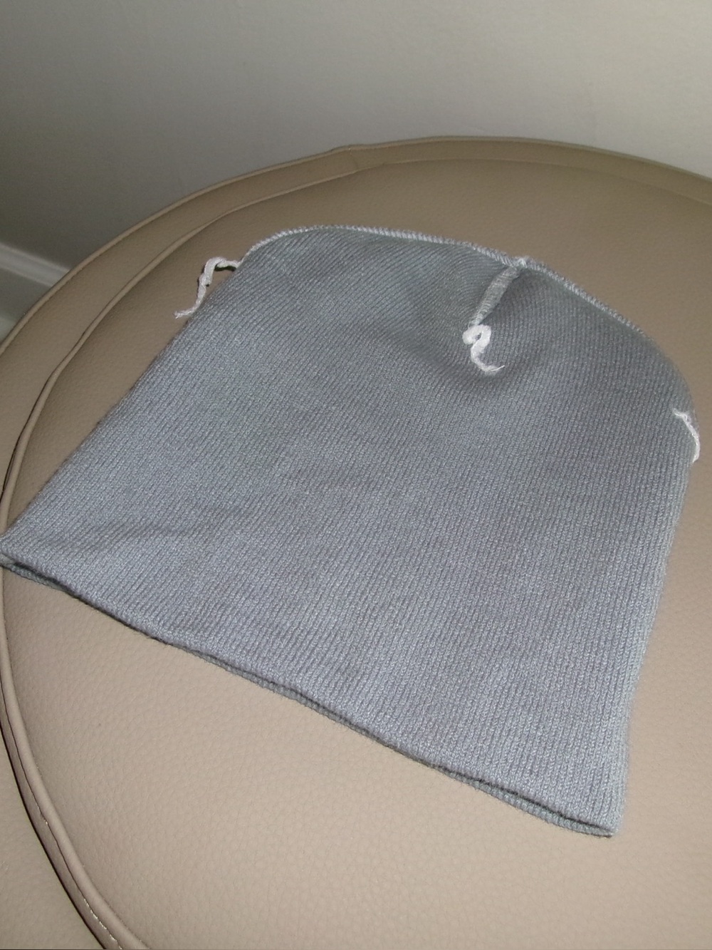 Gray and White Frog Knit Beanie - Picture 2 of 2